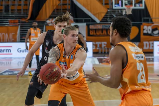 对于米勒而 对于米勒而