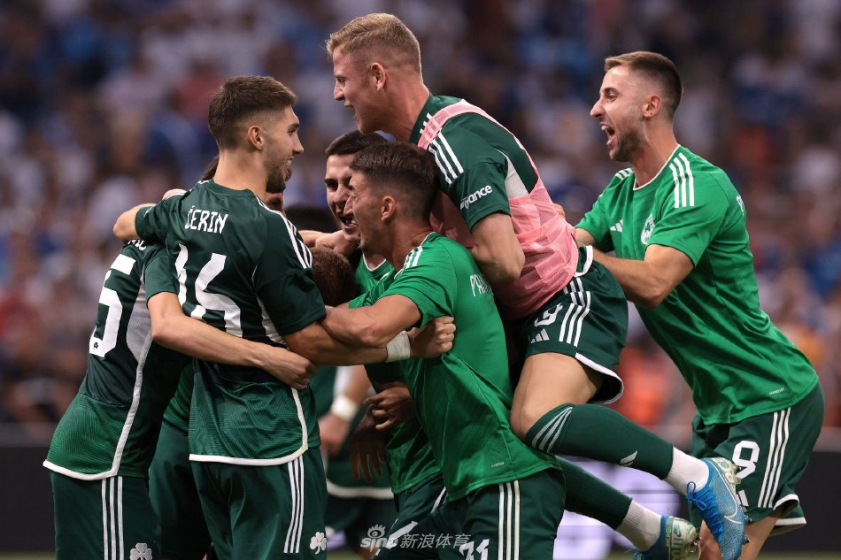 住了更多反 住了更多反